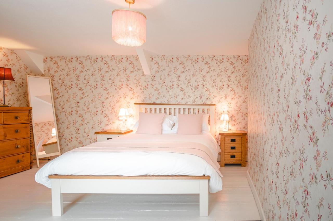 The Green Door Vegan B&B Llanon Buitenkant foto